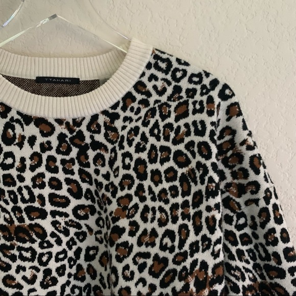 Tahari Crewneck Animal Print Sweater - Picture 6 of 12